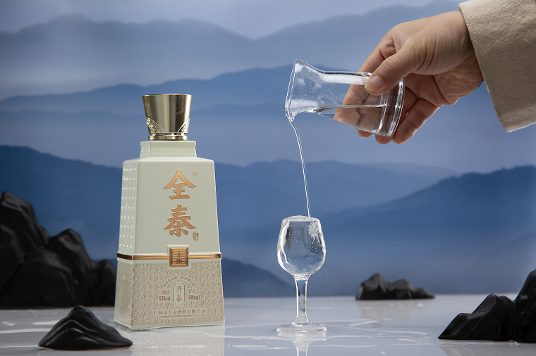 根据质量的高低,白酒可分为哪些种类?