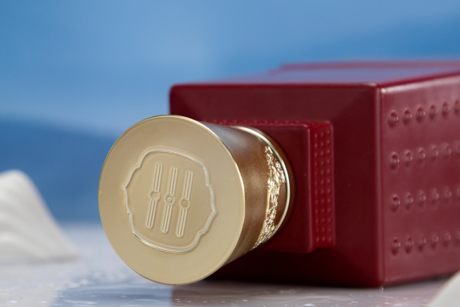 饮酒前对酒神行拜祭之礼