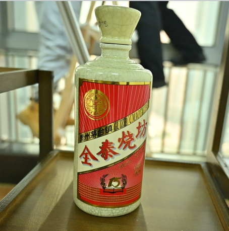 大曲酱香酿造中发酵的温度如何解决好？看看好酒厂是怎么做的