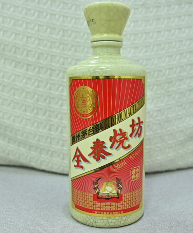 酱香酒酿造中的糟酷条件是如何解决的？大酒厂为了优质酱香酒会精益求精！