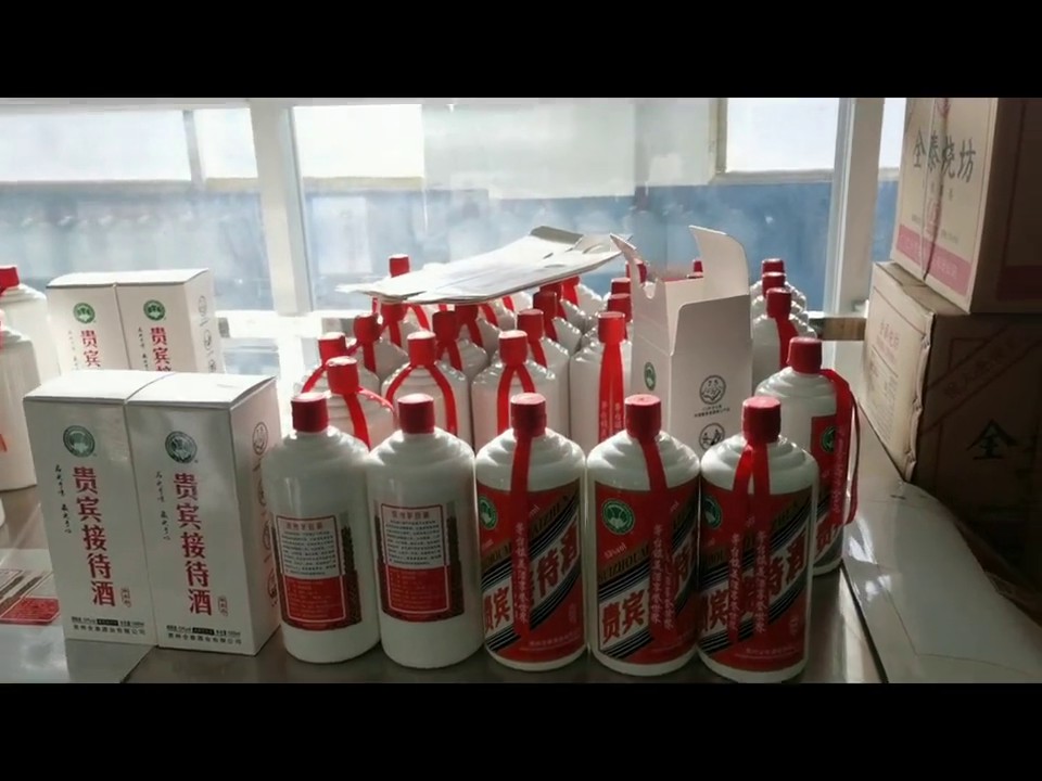 酿酒中的开窖蒸酒介绍