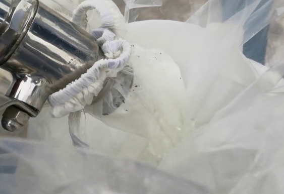 酿酒过程中入窖及发酵管