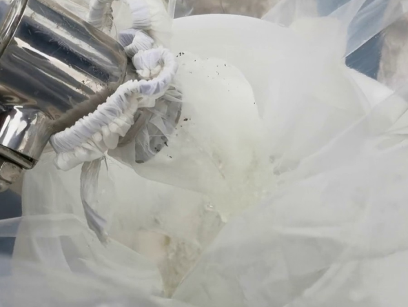 酿酒过程中发酵期间窖内温度怎样变化?