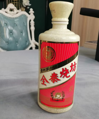 饮酒笑话：酒和砖头